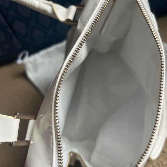 Patent leather Versace Parfumes Bag - Picture 2 of 3